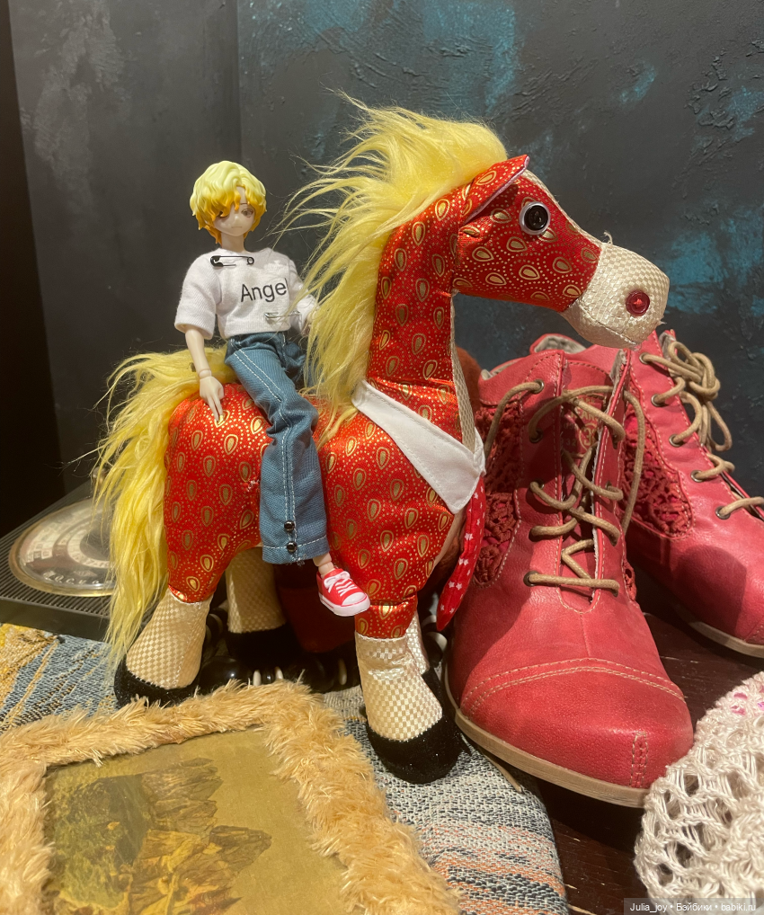 Москва – Питер. Прибытие — Куклы Simontoys и Come4Free (Blind Box): Teennar