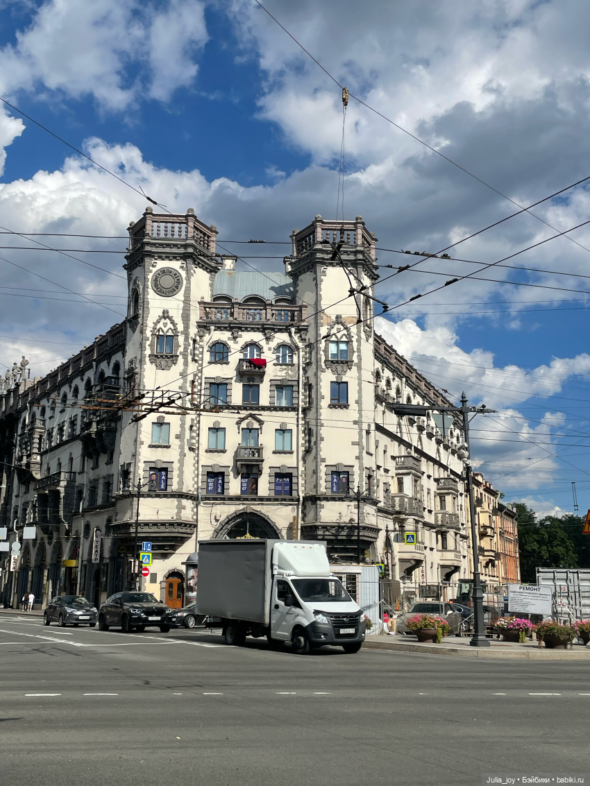 Голубь – плохой снайпер или стресс Шуги. Продолжение питерских историй