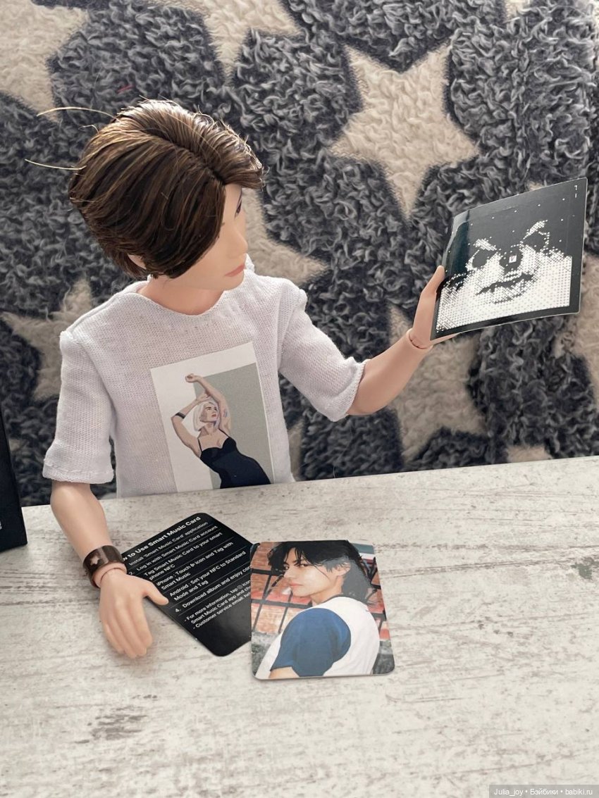 Распаковка альбома-капсулы BTS с Festa 2025 от Шуги (фото 2)