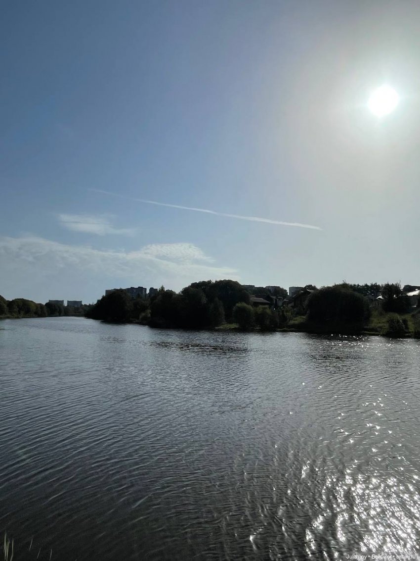 – Хен, сними меня! – Снимаю