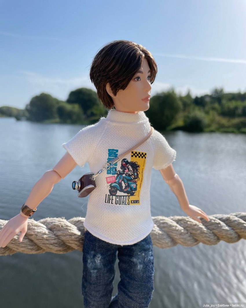 – Хен, сними меня! – Снимаю