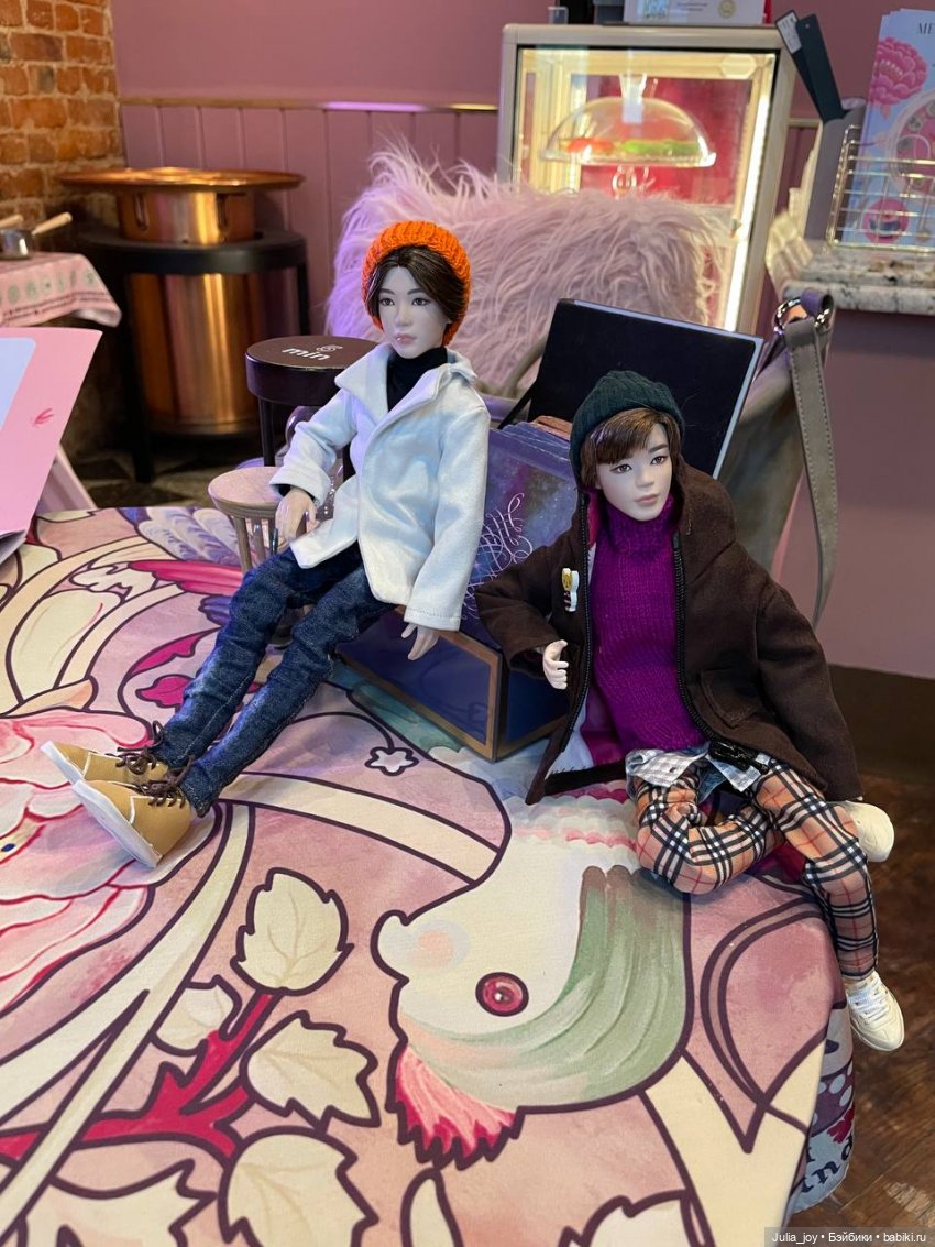 Питерские каникулы Шуги и Чимина