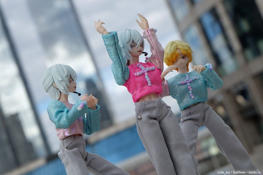 Дебют бойз бенда «Созвездие сицилийских псов «Каникулы» на Музфесте 2025