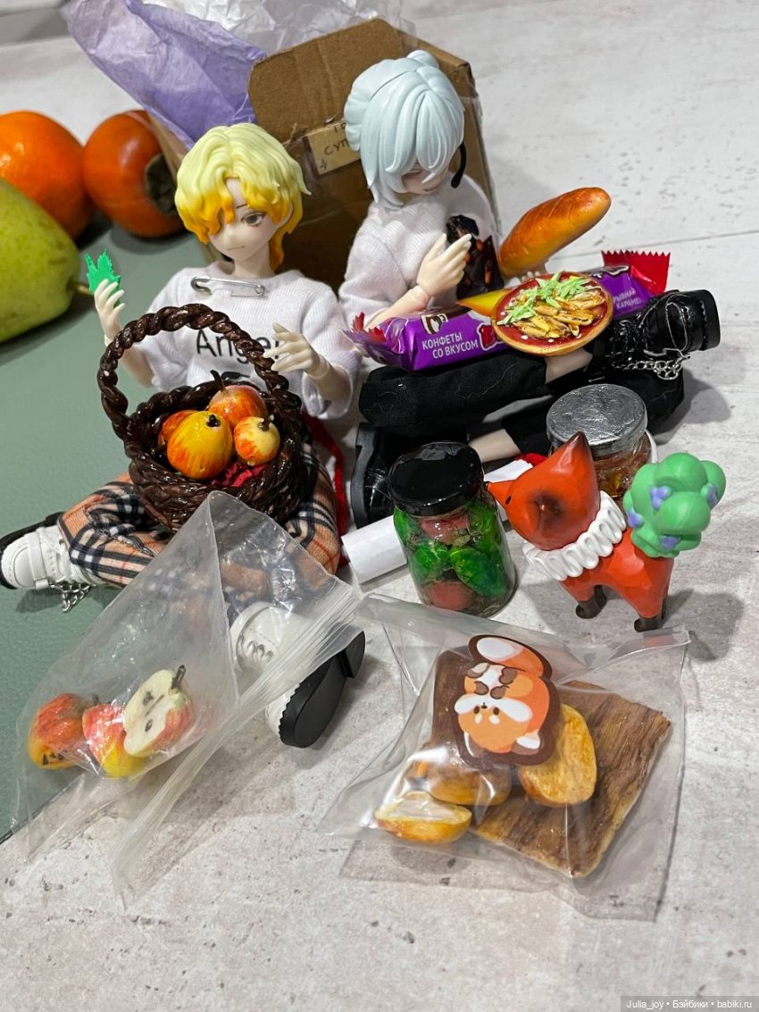 А яблочками похрустеть — Куклы Simontoys и Come4Free (Blind Box): Teennar (фото 4)