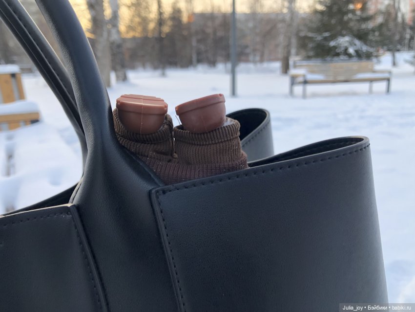 Под высоким небом… по глубоким сугробам