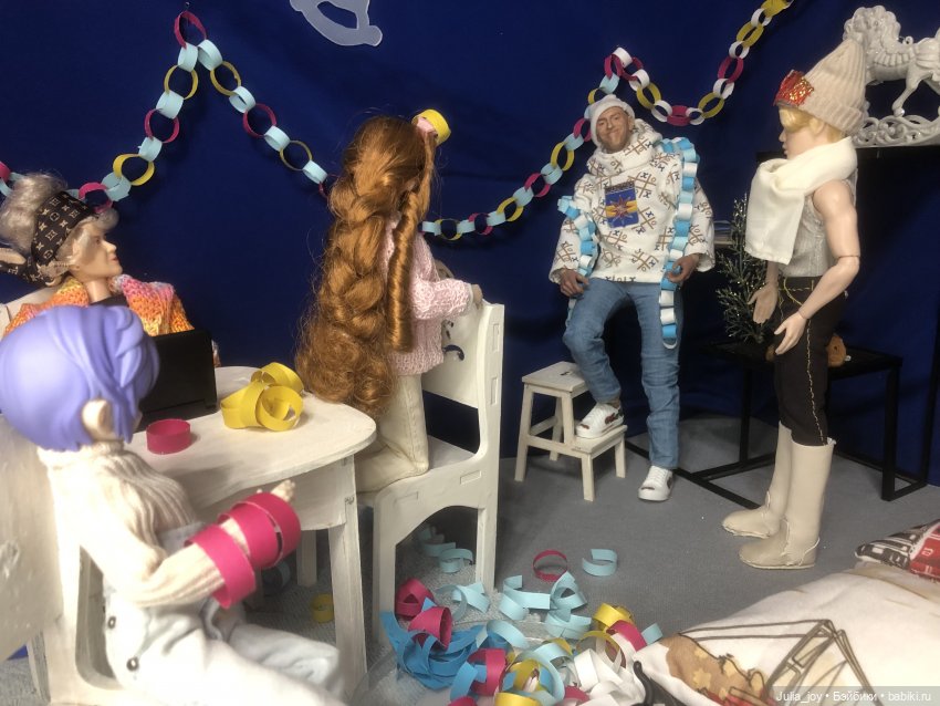 Без гирлянды, что ни говори, не сработает команда «Ёлочка, гори!»