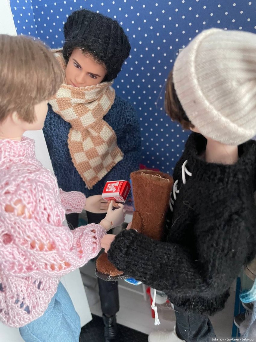 Рождественские гадания в студию