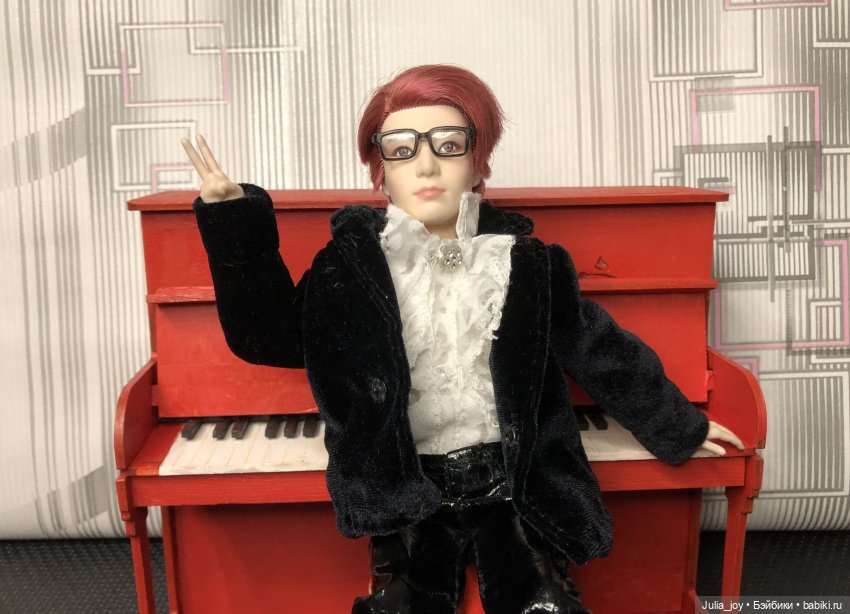 «Мы купили пианино» — Куклы Simontoys и Come4Free (Blind Box): Teennar