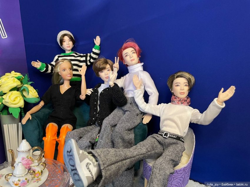 Телешоу «Аннен Мадам — Куклы BTS (БТС) от Mattel: K
