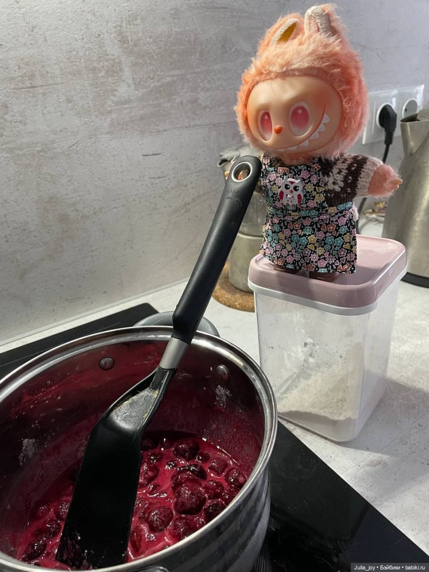 Праздничный сюрприз — Игрушки Labubu (Лабубу) и The Monsters: Pop Mart