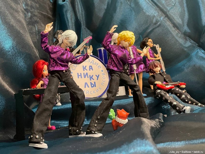 Собака Падре — Куклы Simontoys и Come4Free (Blind Box): Teennar