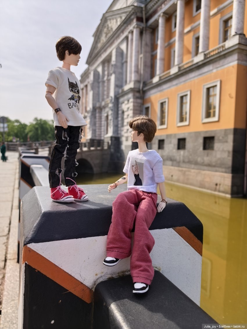 Прогулки по городу — Куклы BTS (БТС) от Mattel: K
