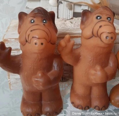 Резиновые игрушки СССР/России по зарубежным мультсериалам, киндер-сюрпризам и наклейкам от жвачки ("Пчела Майя", "Денвер -
