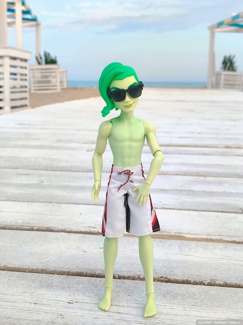 Куколки отдыхают в Анапе — Куклы Monster High и Ever After High: G1