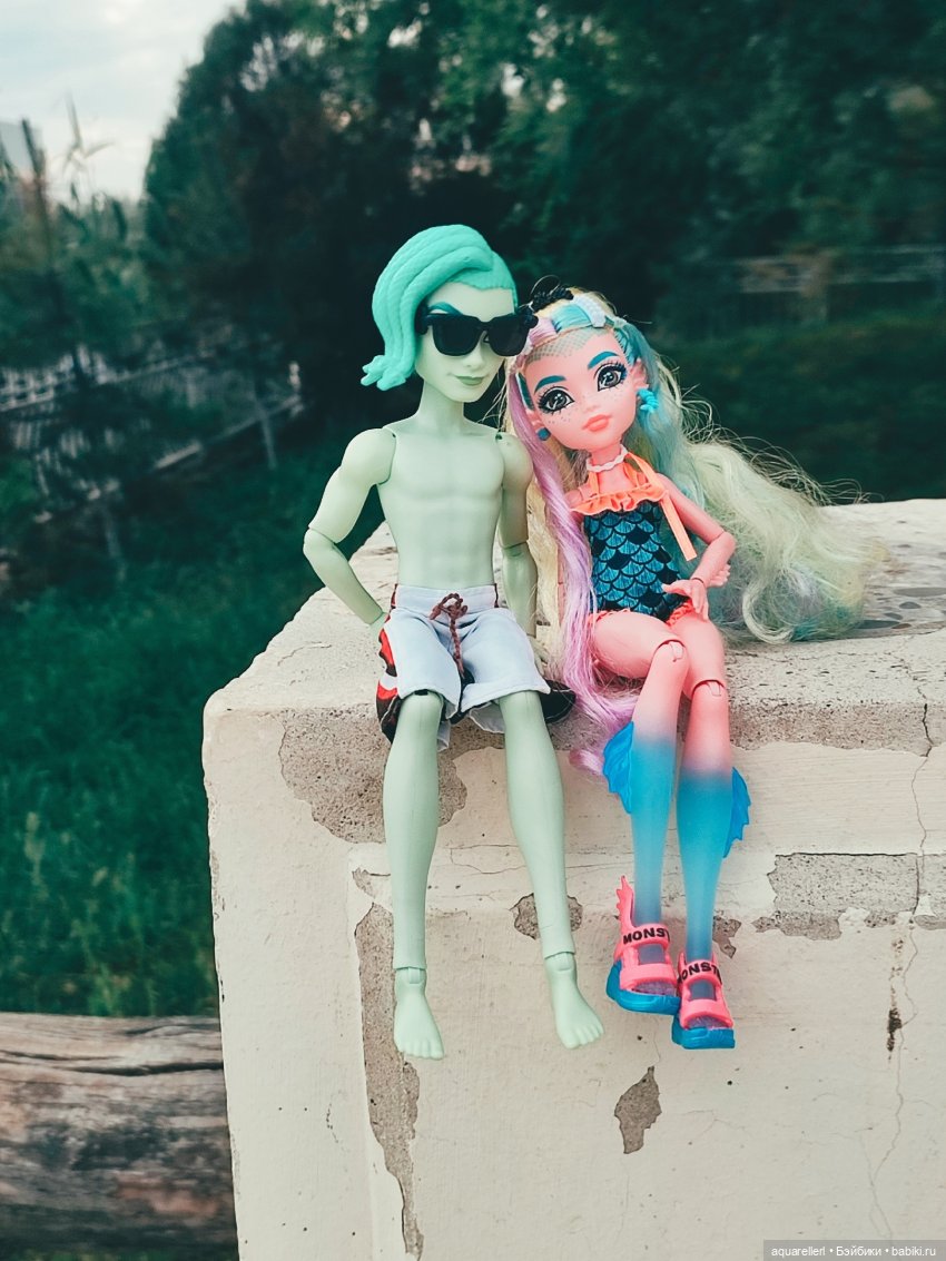 Куколки отдыхают в Анапе — Куклы Monster High и Ever After High: G1 (фото 2)