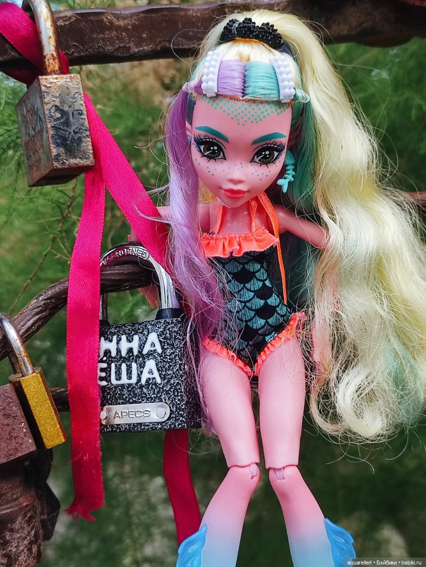 Куколки отдыхают в Анапе — Куклы Monster High и Ever After High: G1 (фото 10)
