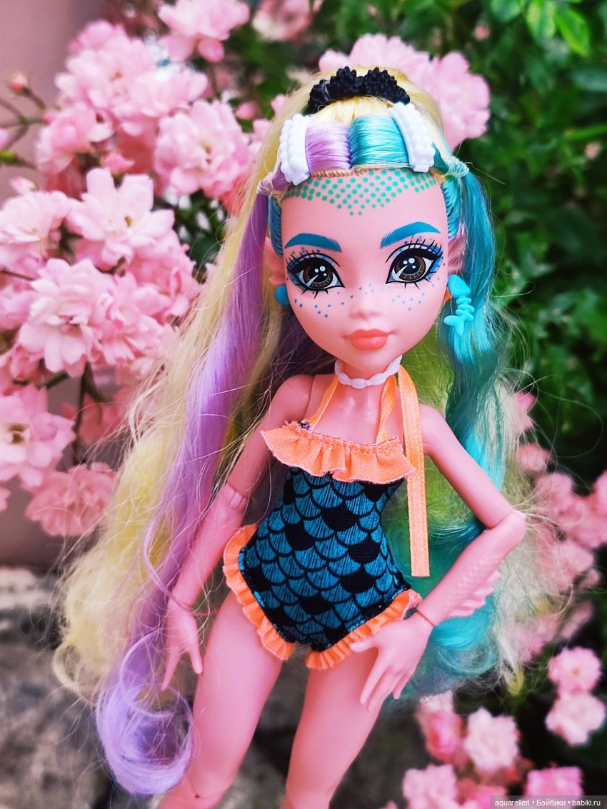 Куколки отдыхают в Анапе — Куклы Monster High и Ever After High: G1 (фото 4)