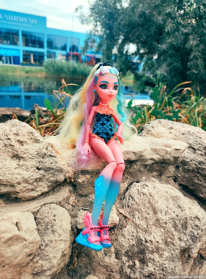 Куколки отдыхают в Анапе — Куклы Monster High и Ever After High: G1