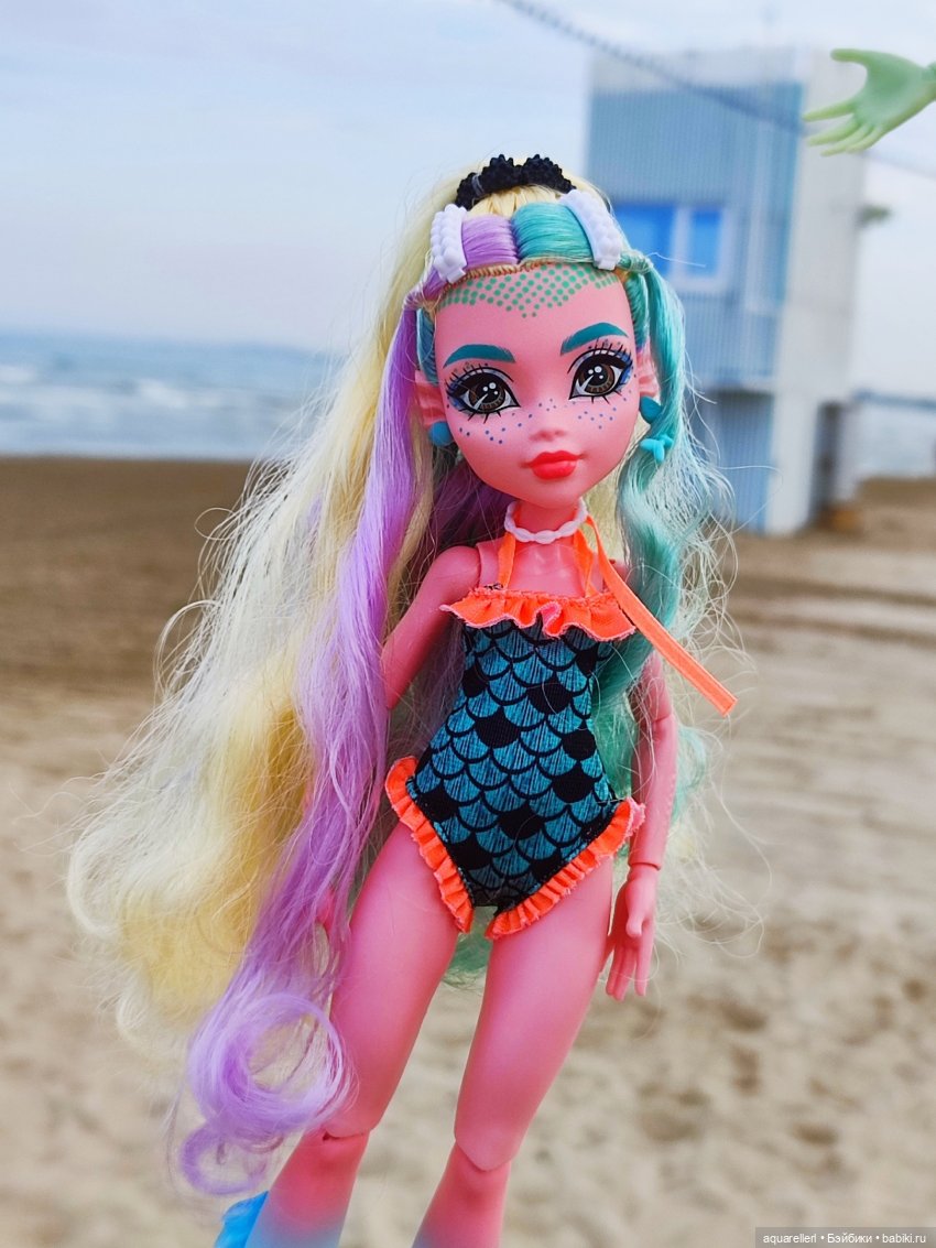 Куколки отдыхают в Анапе — Куклы Monster High и Ever After High: G1 (фото 6)