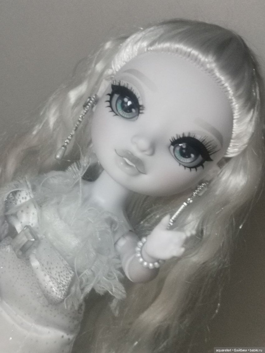 Снежная красота — Куклы Rainbow High (Рейнбоу Хай (фото 7)