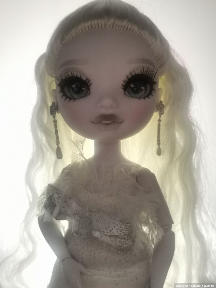 Снежная красота — Куклы Rainbow High (Рейнбоу Хай (фото 3)