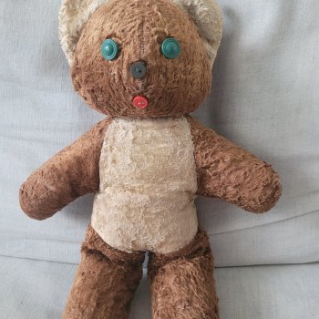 Старая плюшевая игрушка