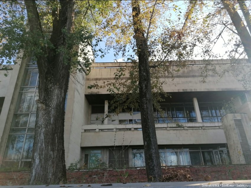 Один старый и один почти новый город