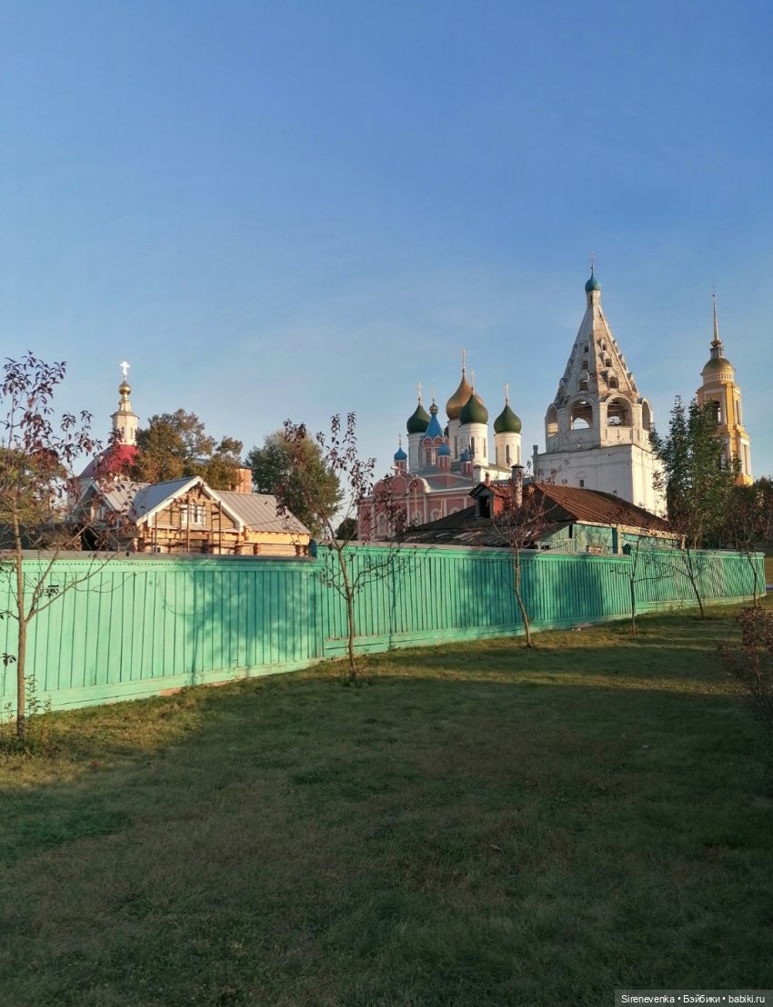 Коломенская пастила и почти слишком туристический город