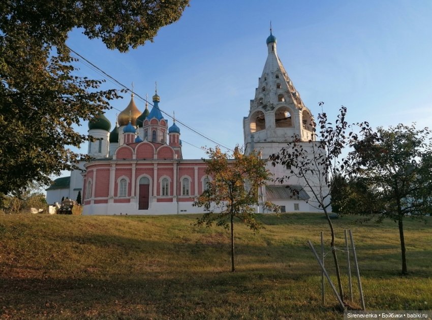Коломенская пастила и почти слишком туристический город