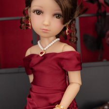 Обмен куклы Аморы на Женевьеву Руби Ред (Ruby Red)