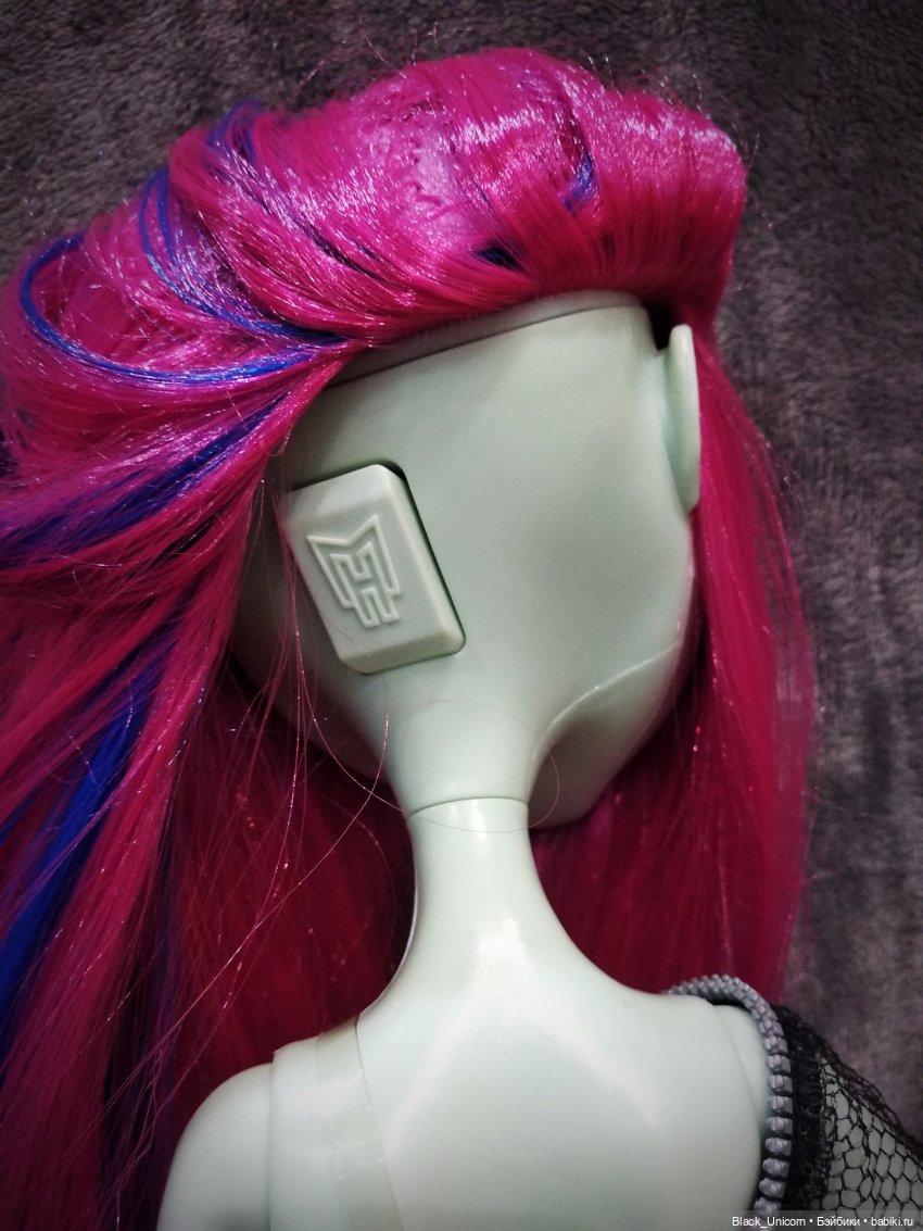 Страшно Гигантская Монстер Хай (фото 2)