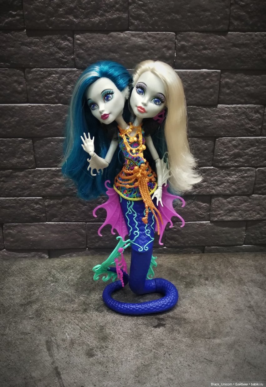 Ещё одна двухголовая история