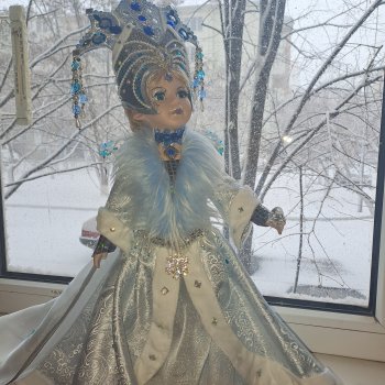 Зима...А значит пришло ее время - время Снежной королевы!