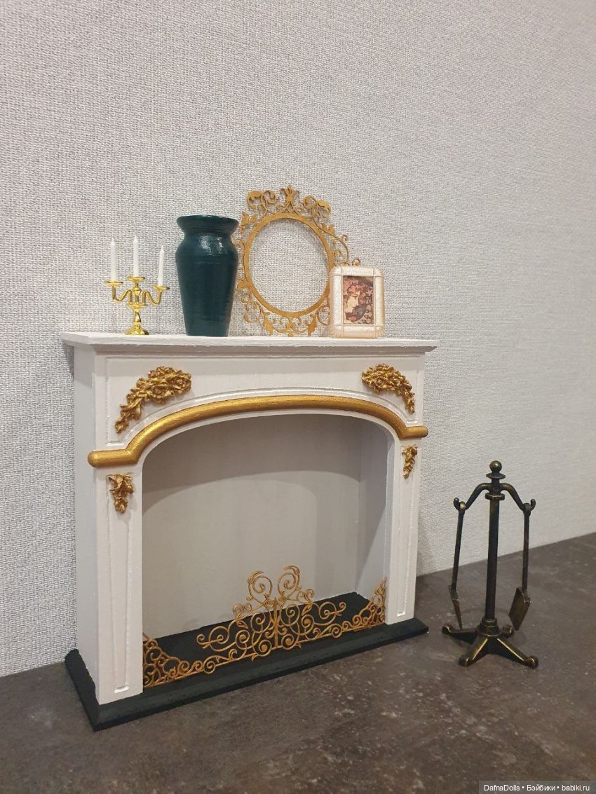 Камин с аксессуарами