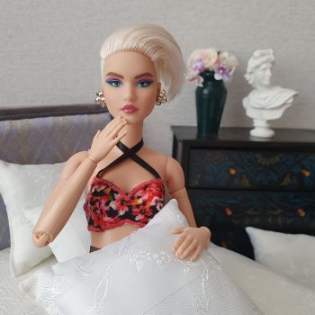 Кроватка для кукол 1:6😴