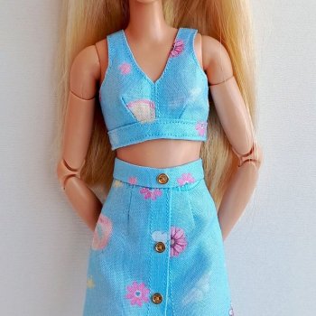 Модные Барби: обновила гардероб для своих кукол.