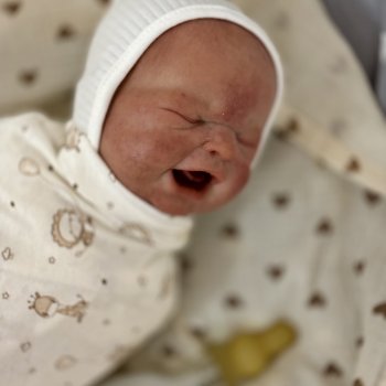 Малыш родился