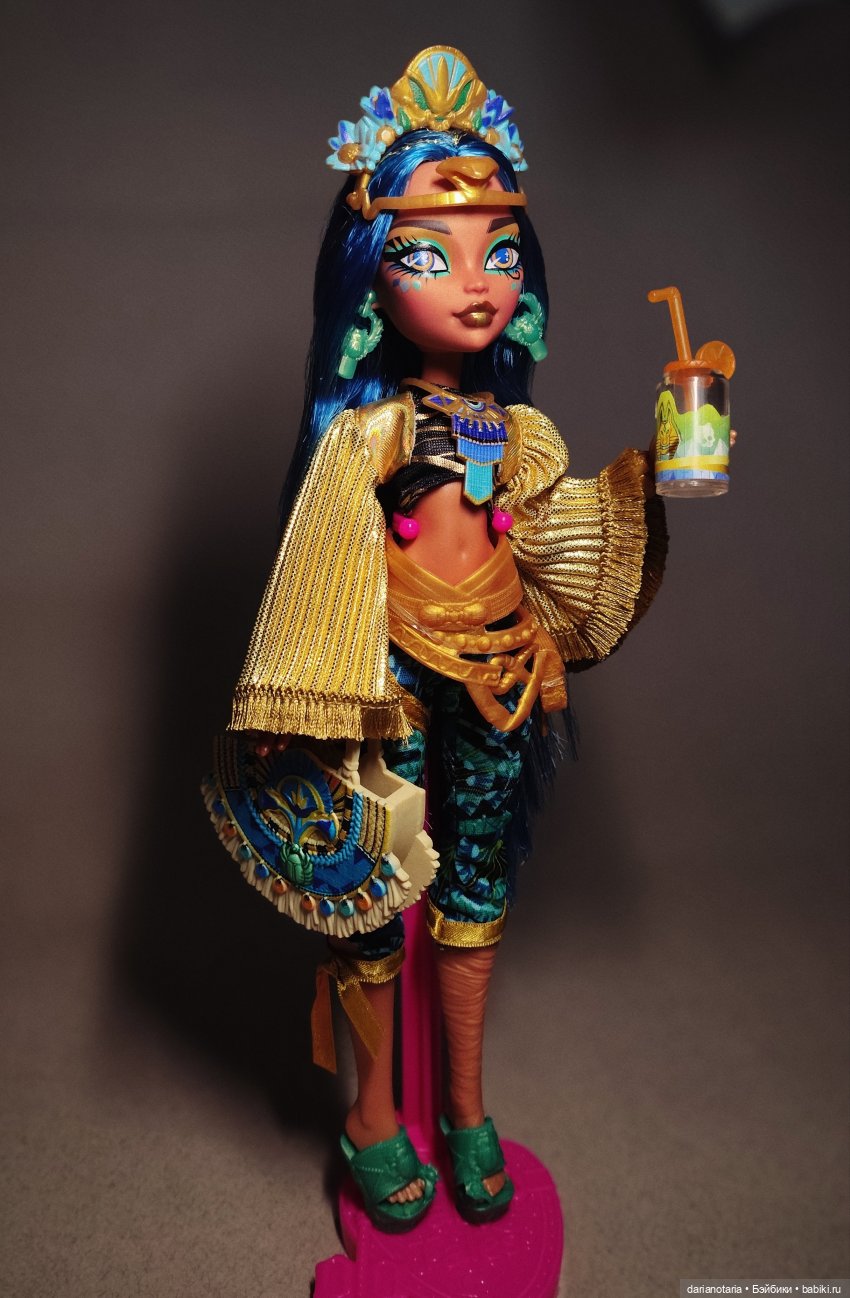 Любовь с первого взгляда — Куклы Monster High и Ever After High: G1 (фото 2)