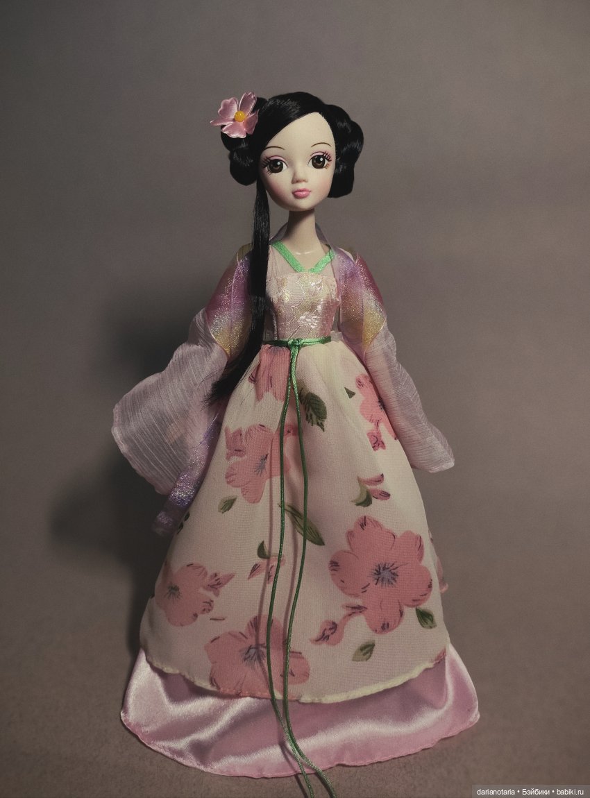 Есть курн, хочу еще — Куклы Kurhn (Курн) и Sonya Rose (Соня): Золотая коллекция (фото 5)