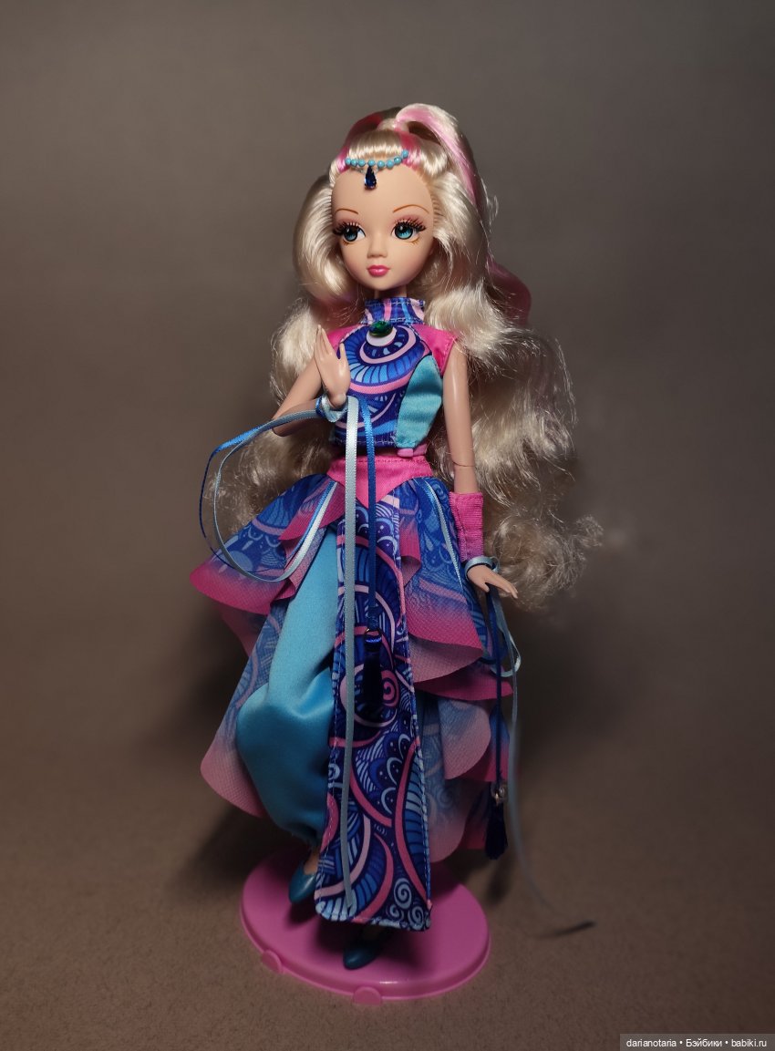 Пополнение в рядах Курн — Куклы Kurhn (Курн) и Sonya Rose (Соня): Золотая коллекция (фото 8)