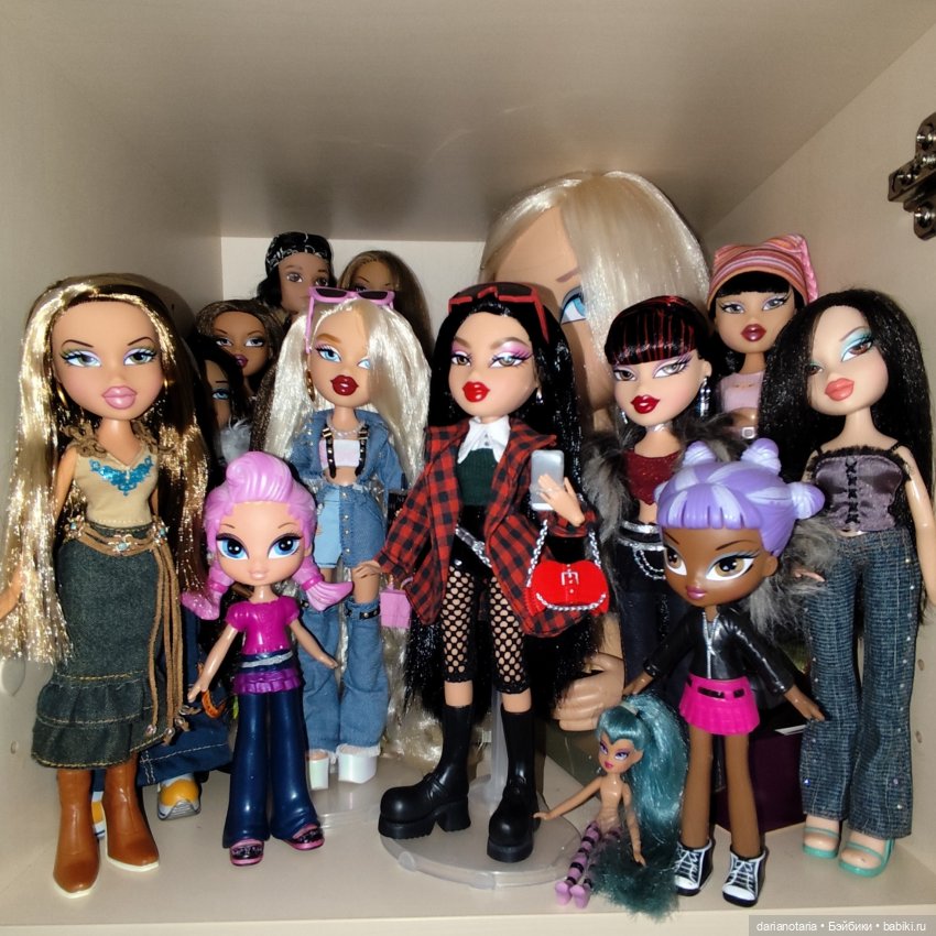Документация коллекции — Коллекции игровых кукол (Playline): фото полок