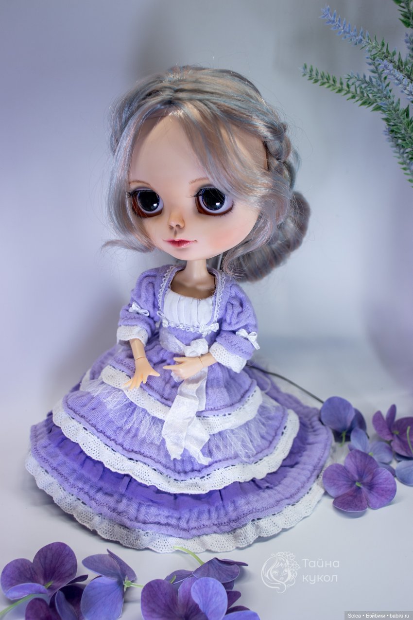 Весенние цвета - сирень и небесная свежесть