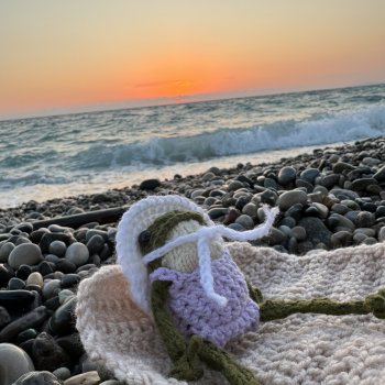 Как Люся с морем прощалась