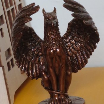 Грифоны - существа стайные