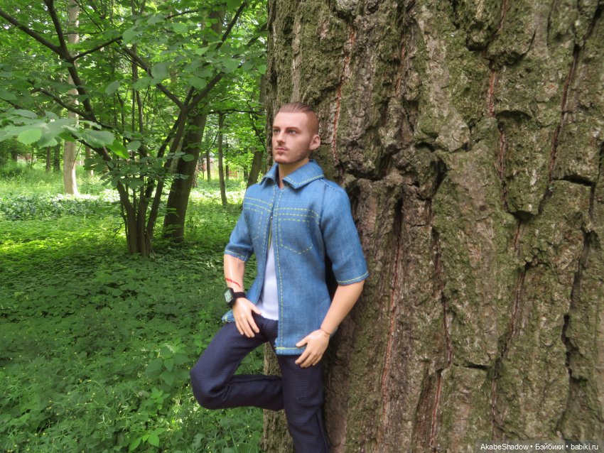 Разведчик Каетан: Зона (война), мир, окружающие (разбирая фото)