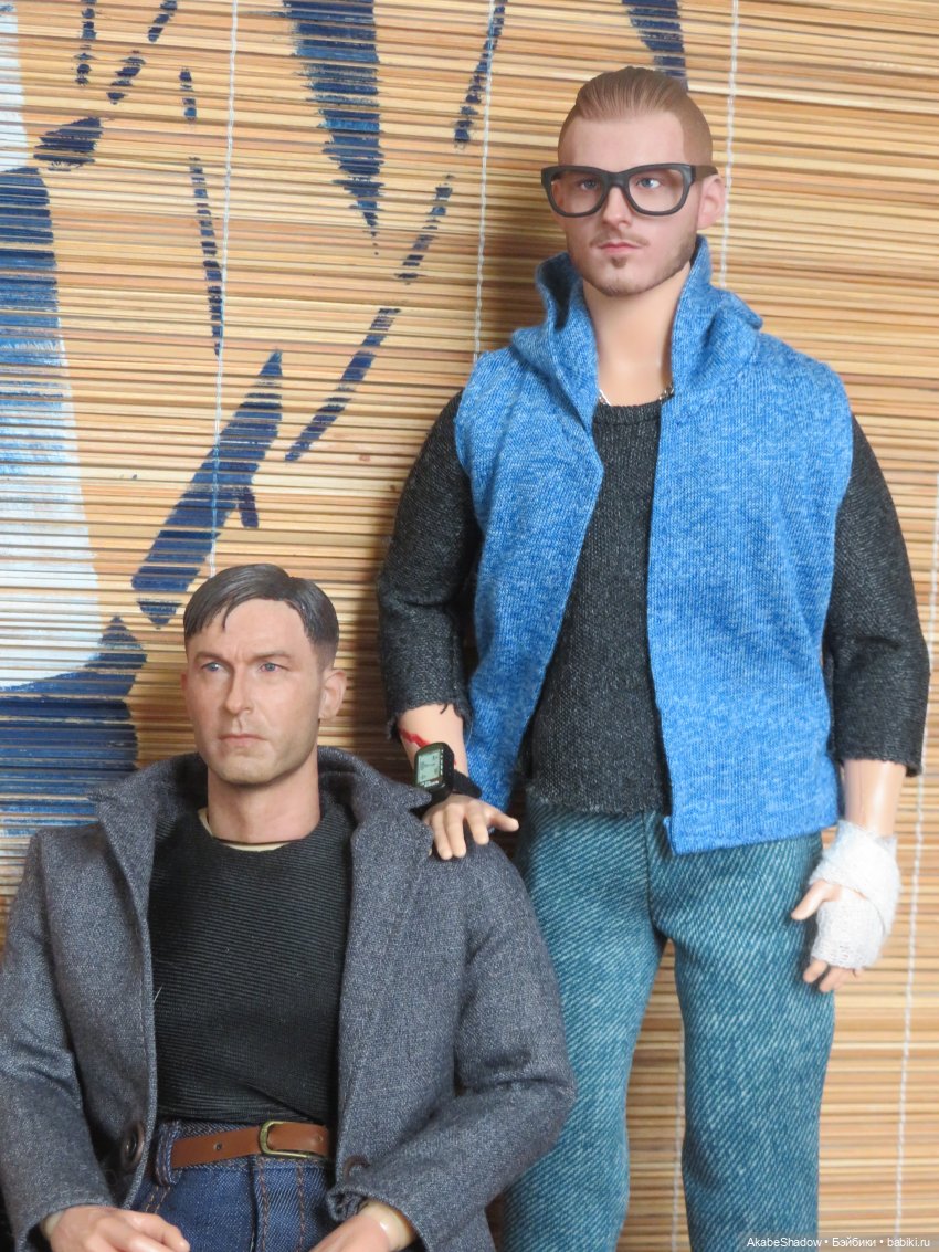 Разведчик Каетан: Зона (война), мир, окружающие (разбирая фото)