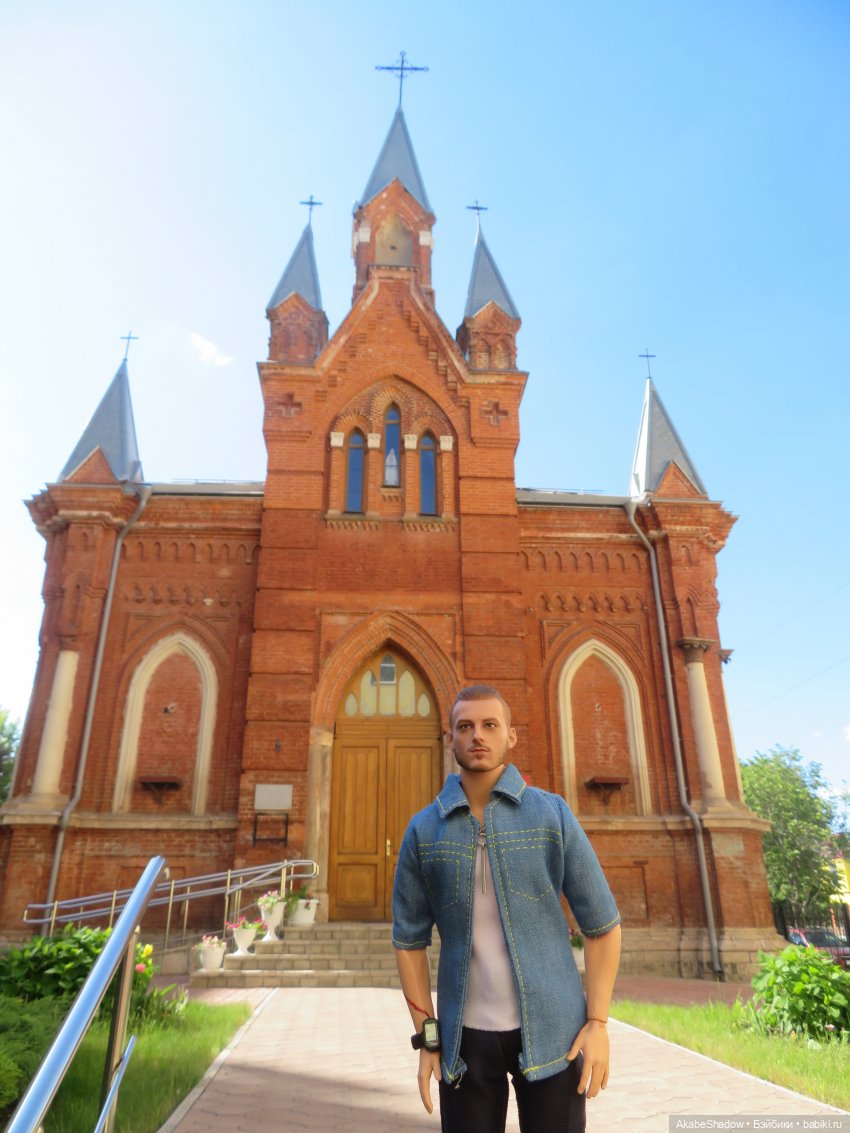 Разведчик Каетан: Зона (война), мир, окружающие (разбирая фото)