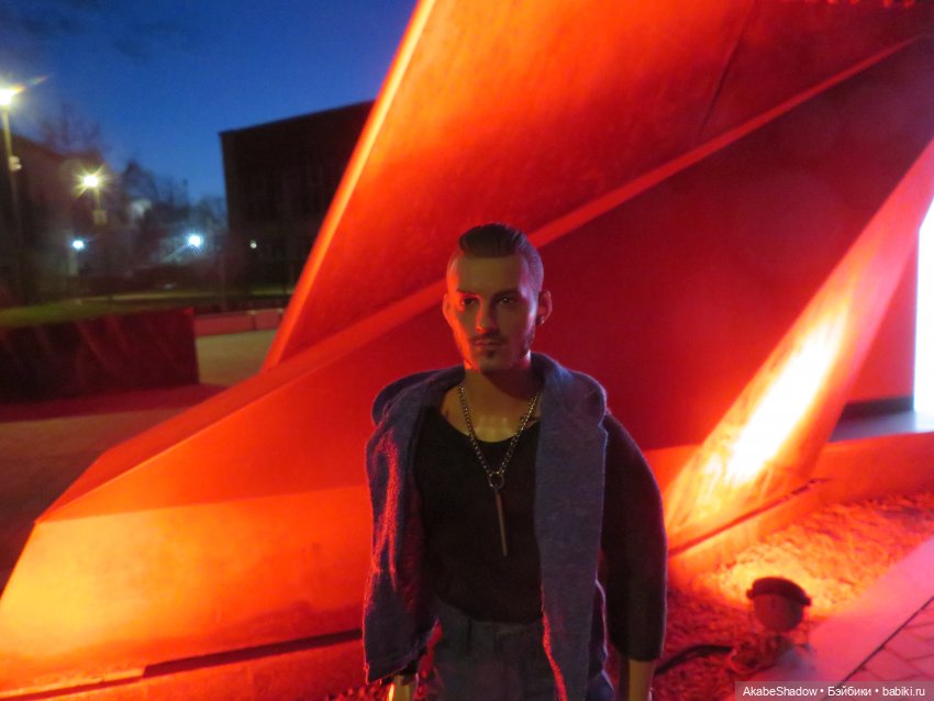 Разведчик Каетан: Зона (война), мир, окружающие (разбирая фото) (фото 10)