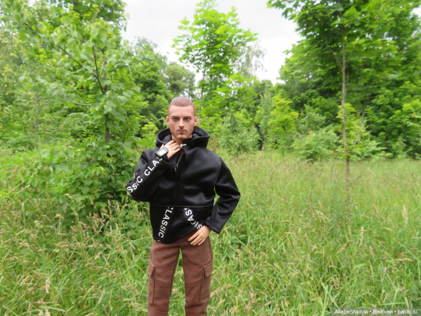 Разведчик Каетан: Зона (война), мир, окружающие (разбирая фото) (фото 6)