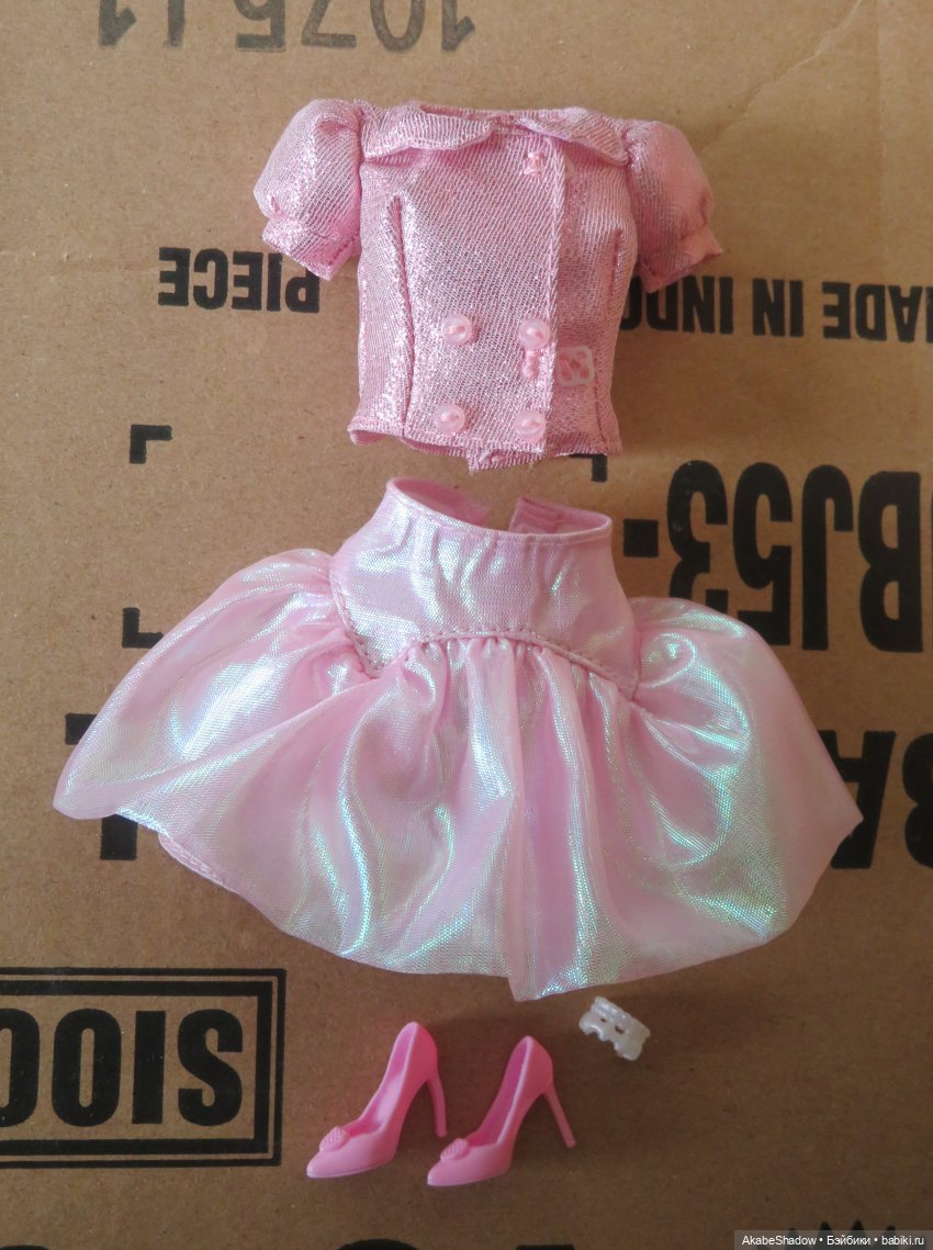 Портретка Марго Робби без улыбки (распаковка) (фото 9)